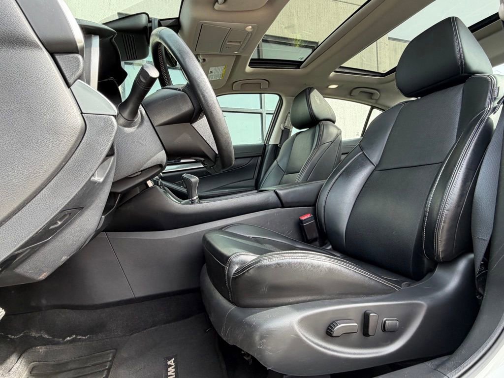 Used 2023 Nissan Maxima SL image 6