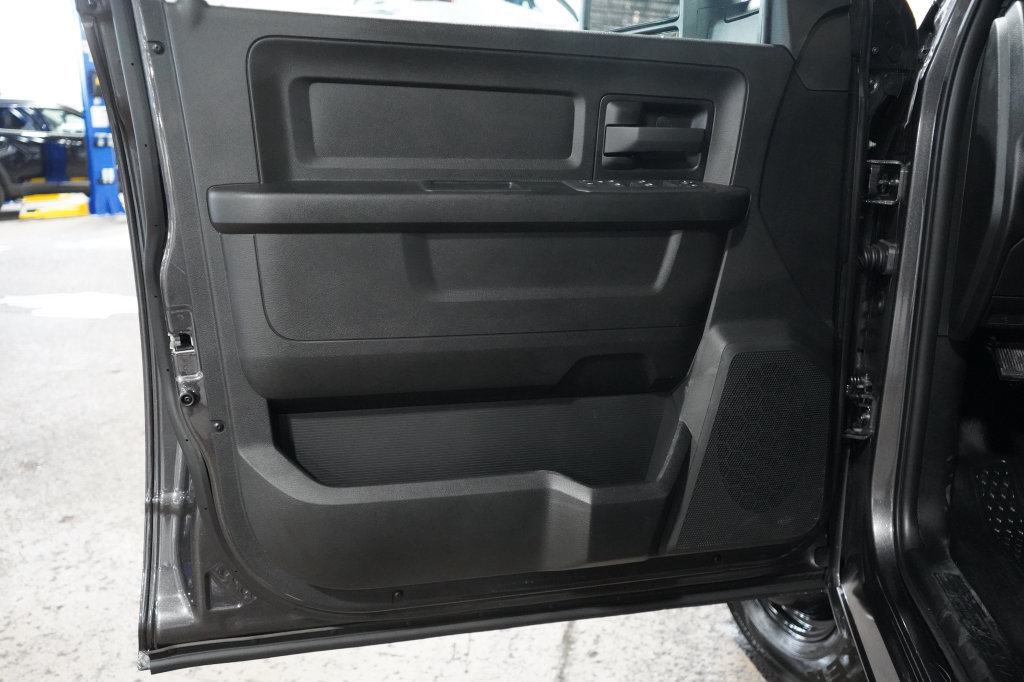 New 2027 RAM 3500 Tradesman AWD/4WD image 24