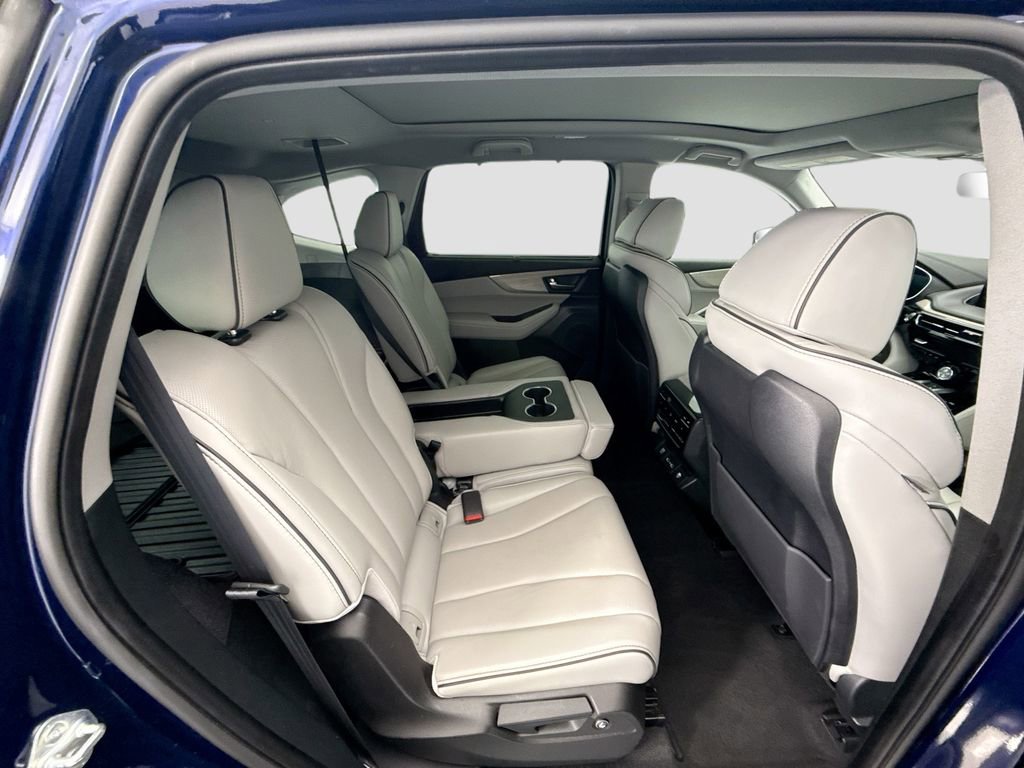 Used 2023 Acura MDX SH-AWD w/ Advance Package image 20