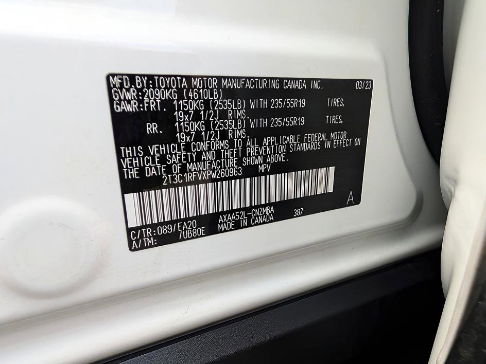 Used 2023 Toyota RAV4 XLE Premium image 32