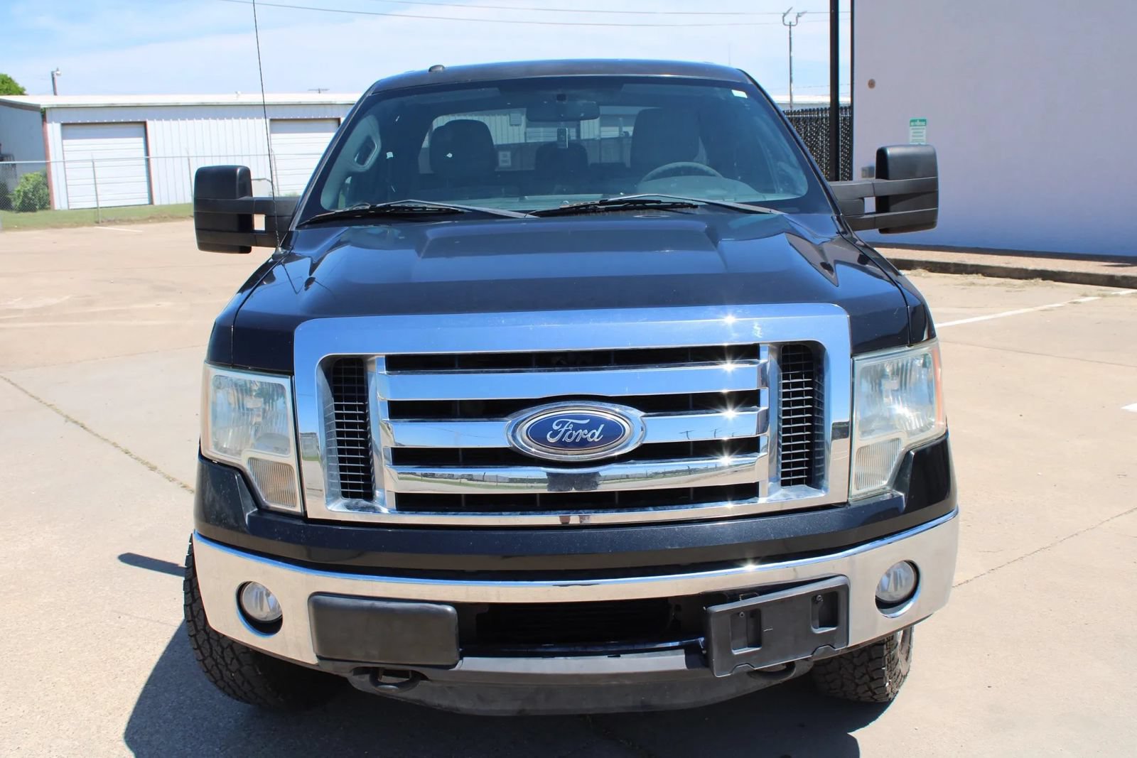 Used 2011 Ford F150 XLT AWD/4WD image 2