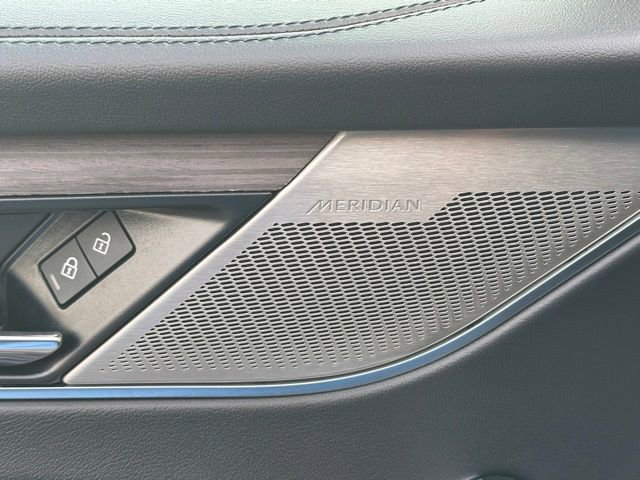 Used 2022 Jaguar F-PACE S image 26
