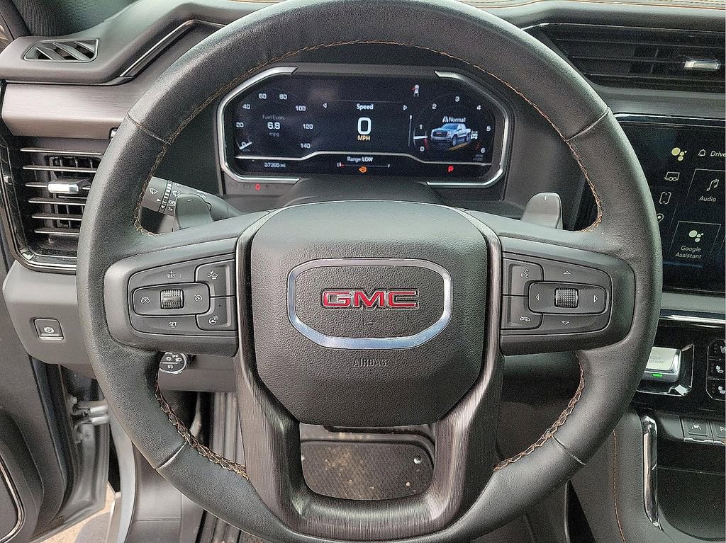 Used 2024 GMC Sierra 1500 AT4 w/ Technology Package AWD/4WD image 16
