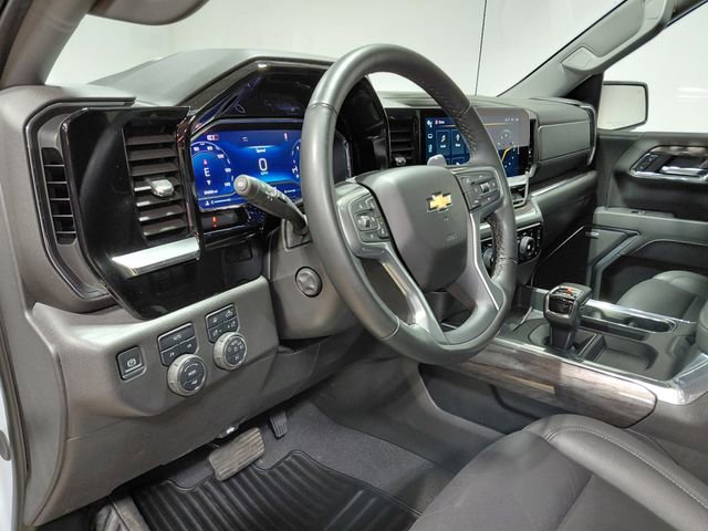 Used 2025 Chevrolet Silverado 1500 LTZ w/ LTZ Premium Package image 30