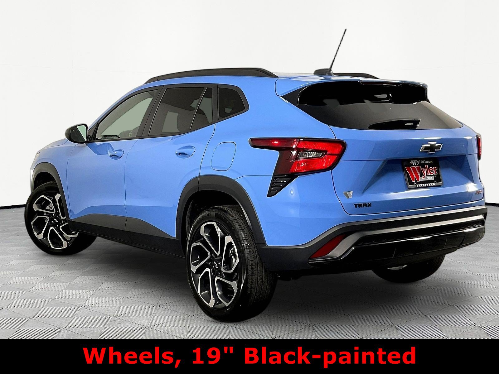 Used 2024 Chevrolet Trax RS w/ Driver Confidence Package FWD image 4
