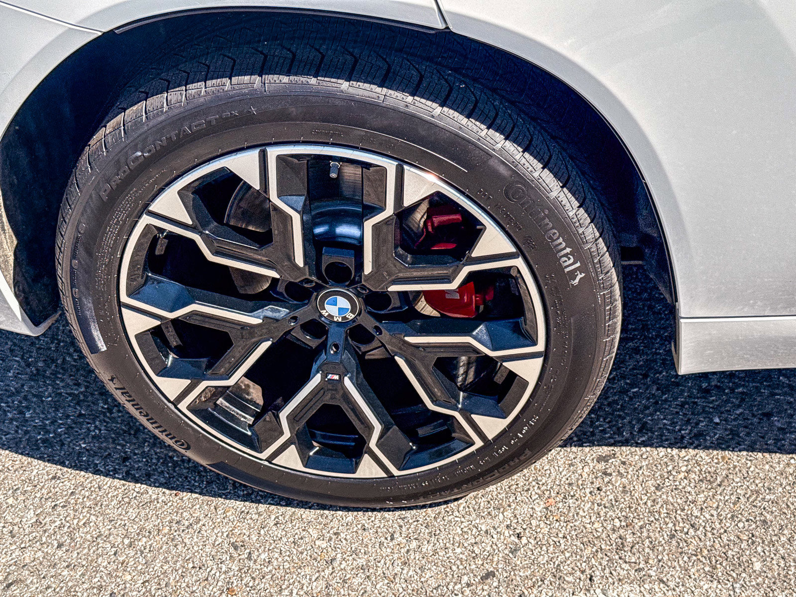 Certified 2025 BMW X3 xDrive30i w/ M Sport Package AWD/4WD image 11