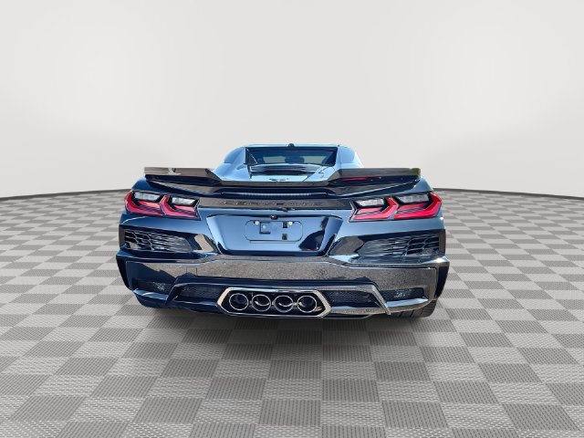 Used 2026 Chevrolet Corvette Z06 w/ Stealth Interior Trim Package RWD image 6
