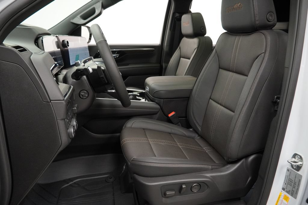 New 2026 Chevrolet Tahoe High Country AWD/4WD image 7