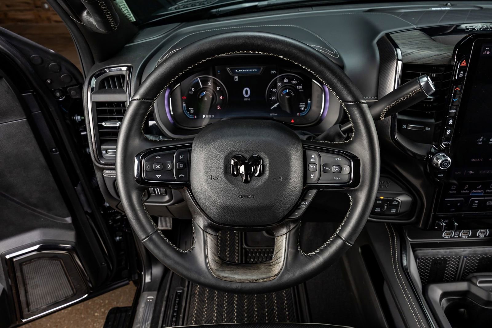 Used 2026 RAM 2500 Limited image 19