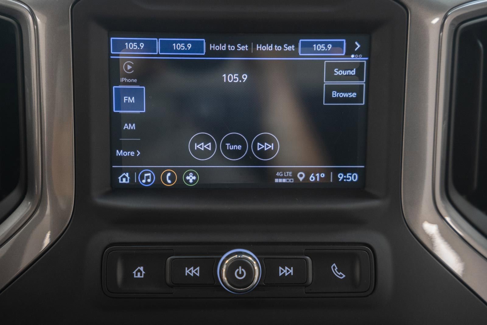 Used 2025 Chevrolet Silverado 1500 W/T w/ WT Value Package AWD/4WD image 27
