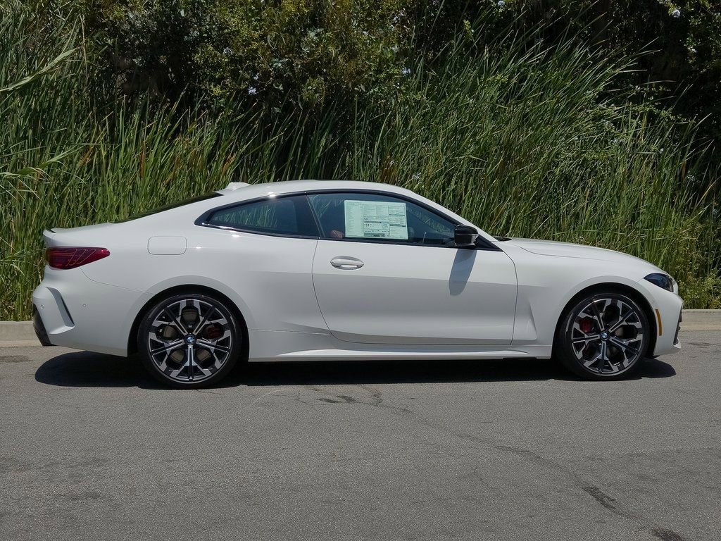New 2026 BMW 430i Coupe w/ M Sport Package image 4