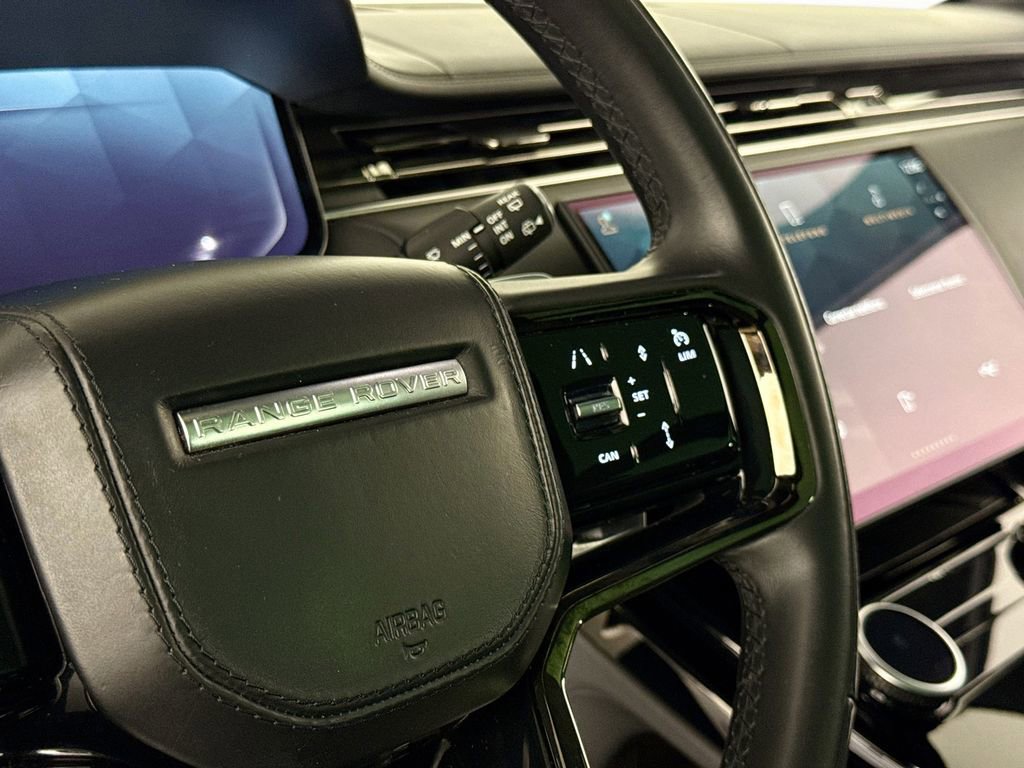 Used 2023 Land Rover Range Rover Sport SE Dynamic image 19