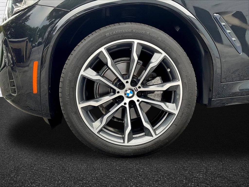 Used 2022 BMW X4 xDrive30i w/ M Sport Package AWD/4WD image 29
