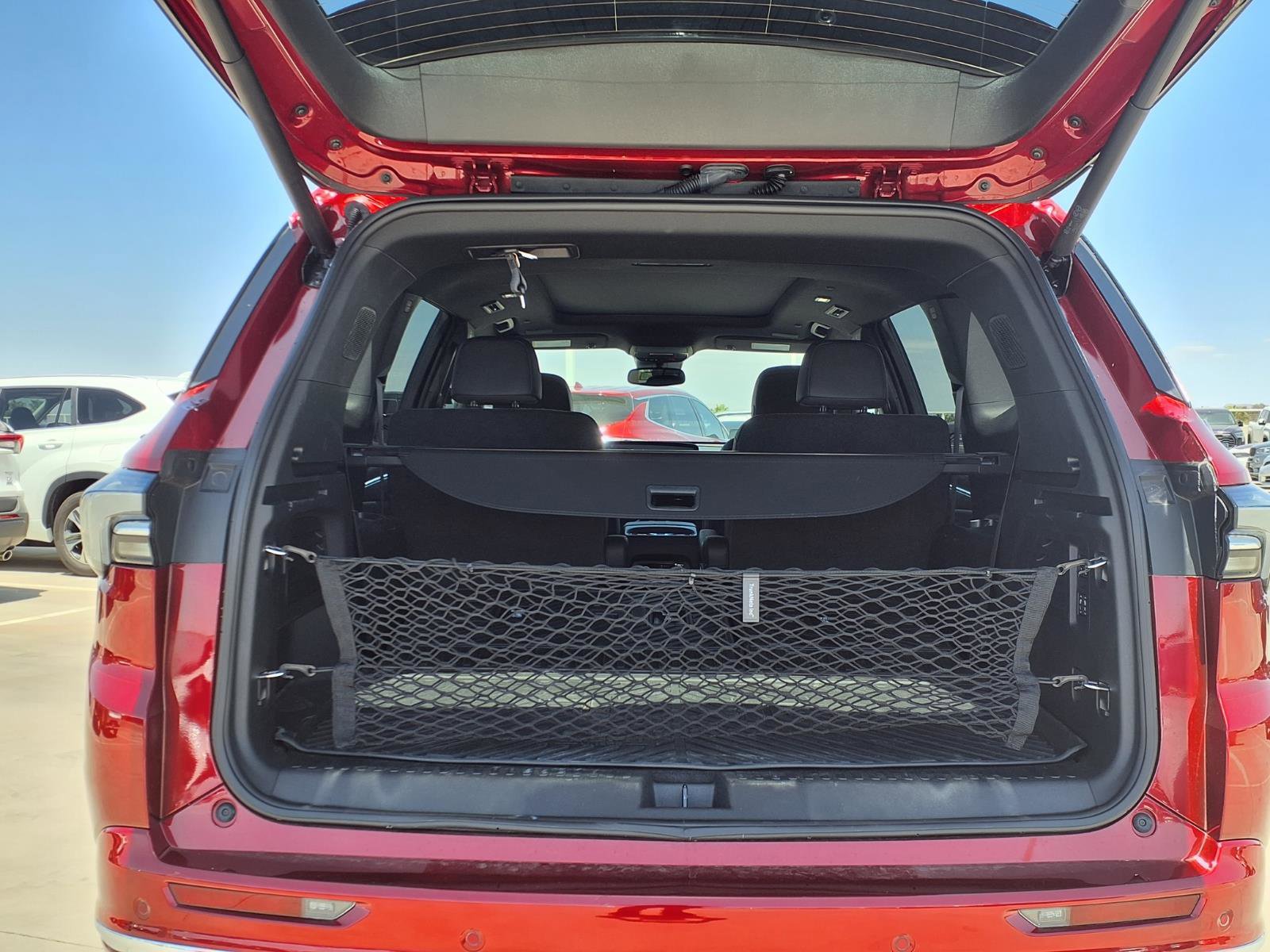 Used 2025 Buick Enclave Avenir w/ Trailering Package, 5000 lbs. FWD image 7