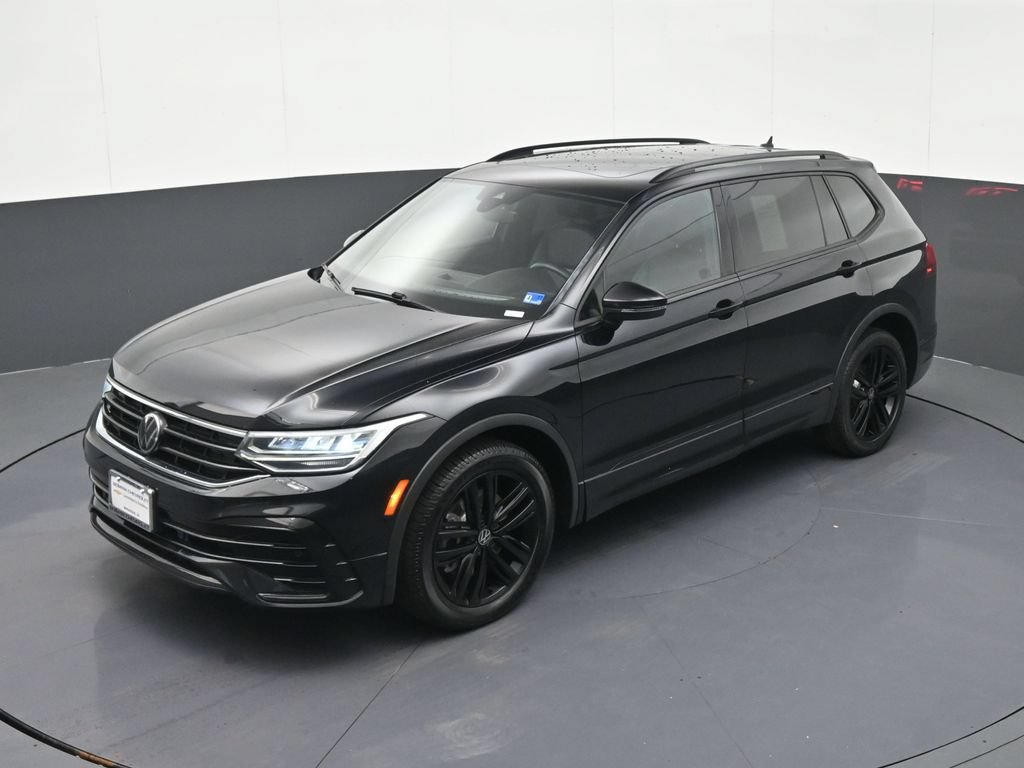 Used 2022 Volkswagen Tiguan SE R-Line FWD image 21