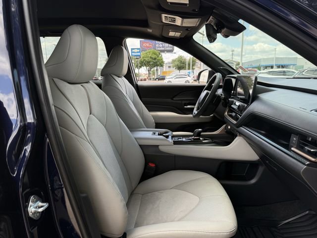Used 2026 Toyota Grand Highlander AWD Hybrid image 34