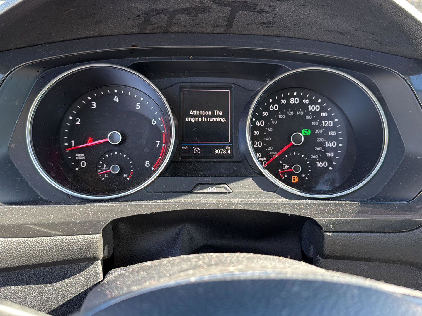 Used 2018 Volkswagen Tiguan SE image 14