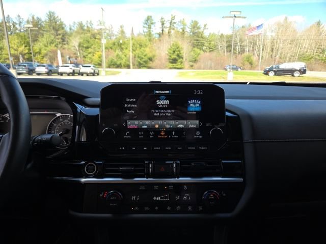 Used 2023 Nissan Pathfinder SL image 65