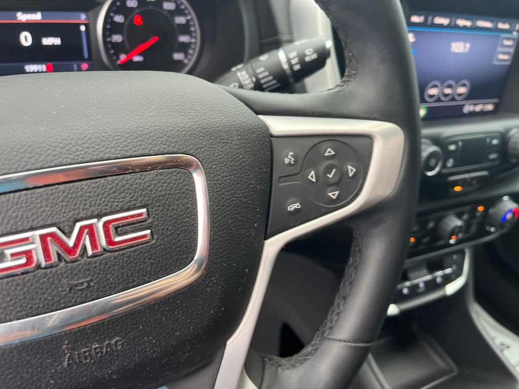 Used 2024 GMC Terrain SLT w/ Tech Package image 12