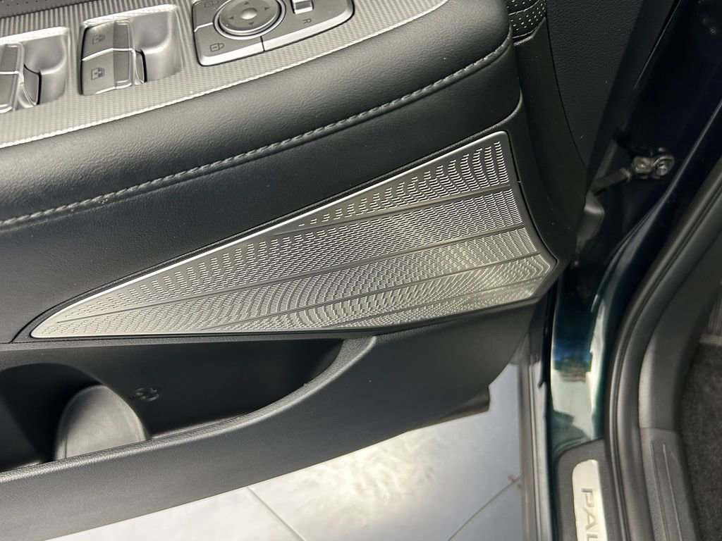 Used 2024 Hyundai Palisade Calligraphy image 12