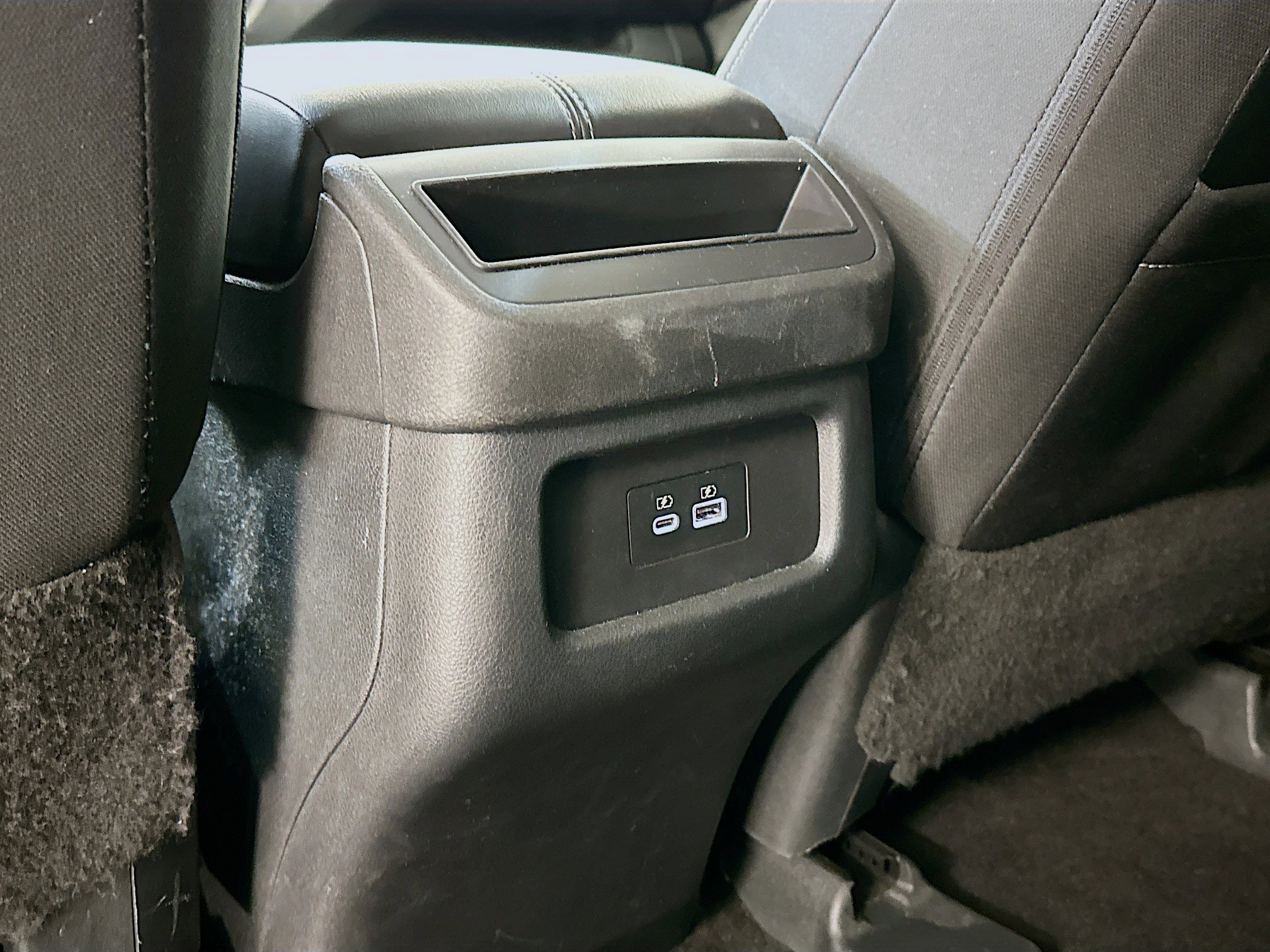 Used 2024 Nissan Pathfinder S image 27