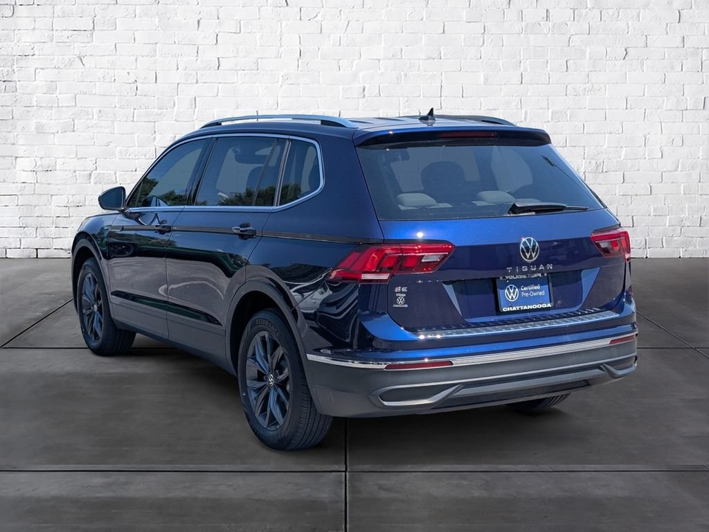 Certified 2023 Volkswagen Tiguan SE w/ Panoramic Sunroof Package FWD image 5