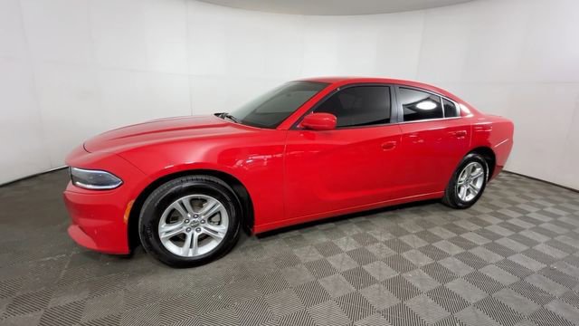 Used 2022 Dodge Charger SXT RWD image 9