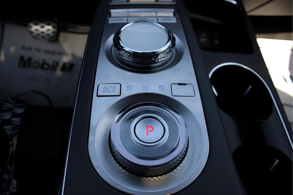 Used 2024 Genesis GV70 2.5T w/ Sport Prestige Package AWD/4WD image 27