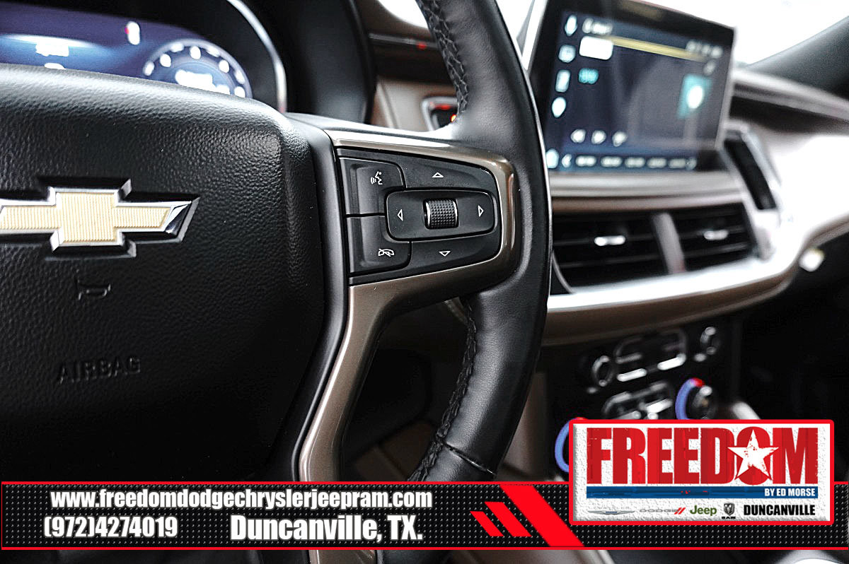 Used 2023 Chevrolet Suburban High Country AWD/4WD image 30