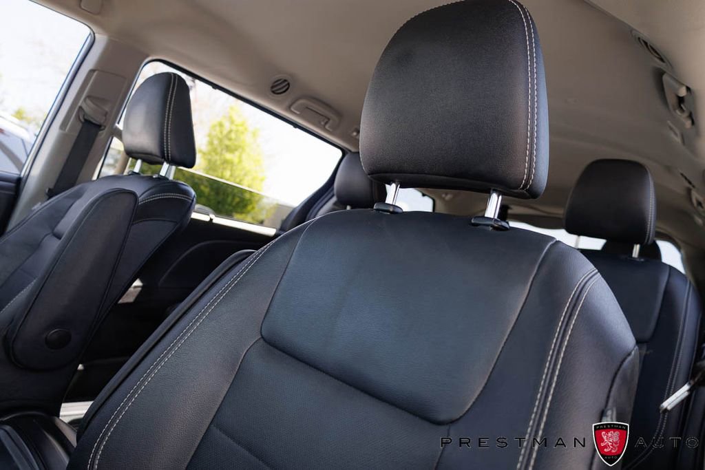 Used 2020 Toyota Sienna SE FWD image 25
