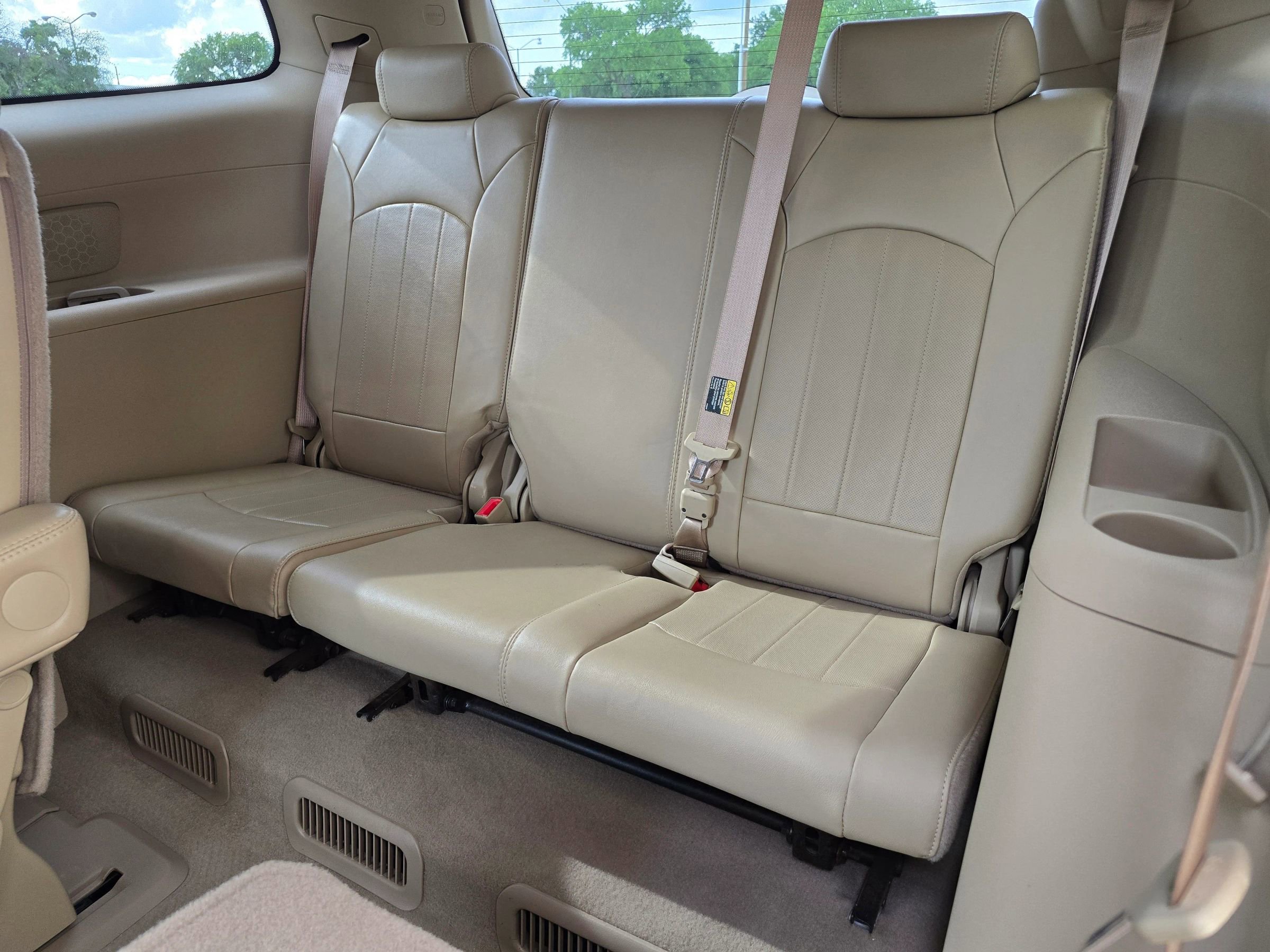 Used 2011 Buick Enclave CXL FWD image 42