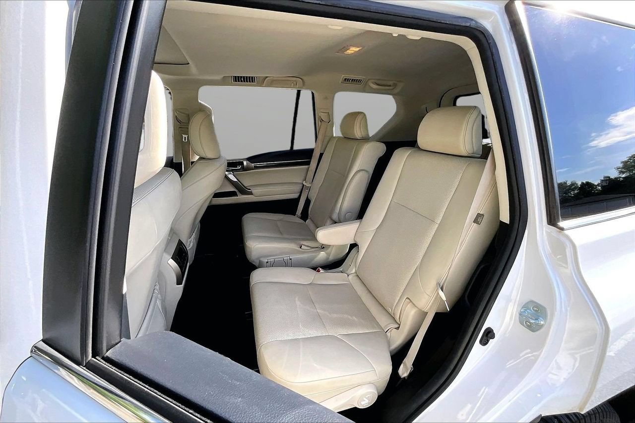 Used 2020 Lexus GX 460 Premium AWD/4WD image 23