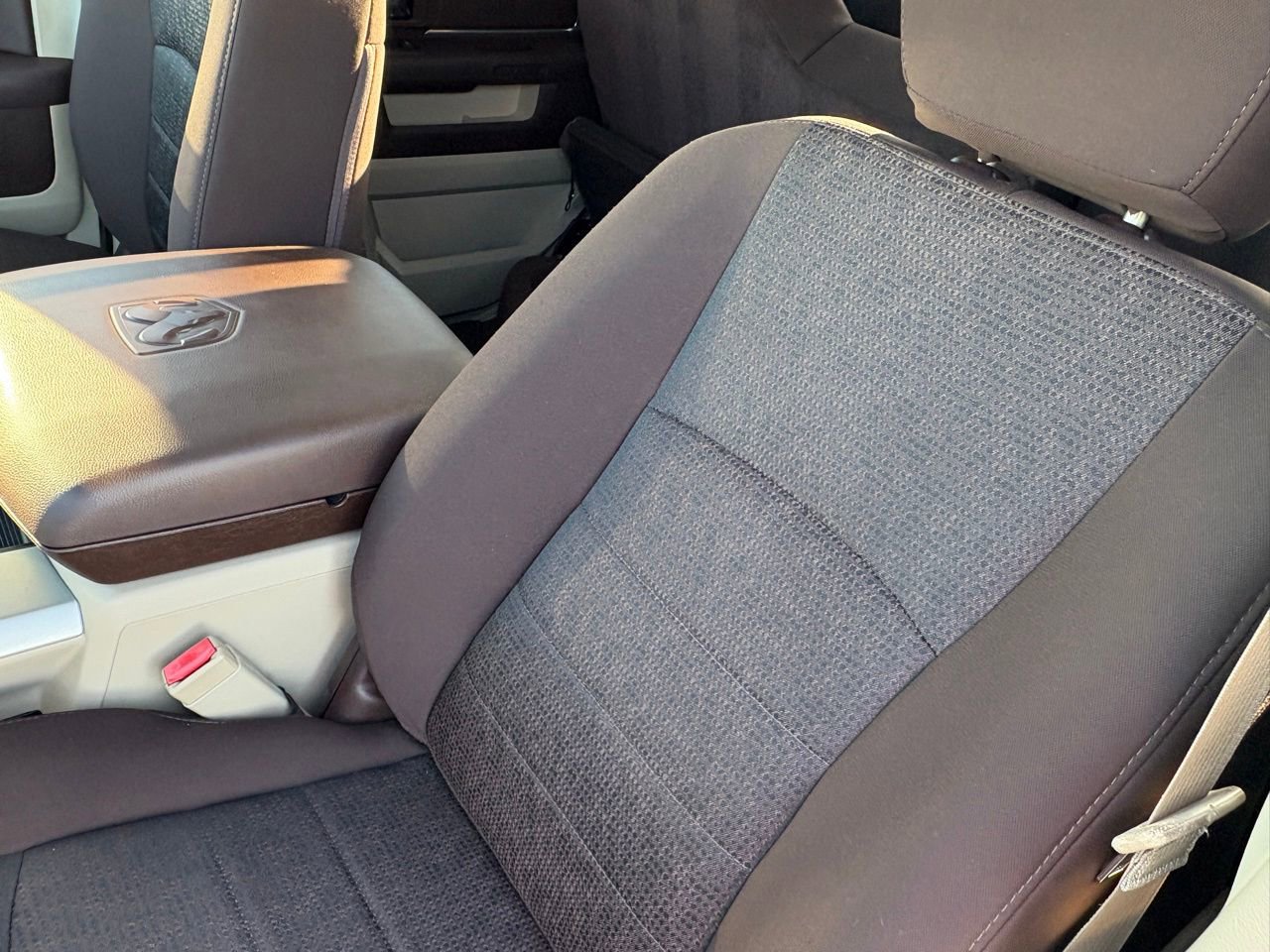 Used 2014 RAM 1500 Lone Star image 37