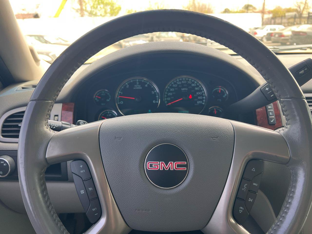 Used 2013 GMC Yukon XL SLT RWD image 51
