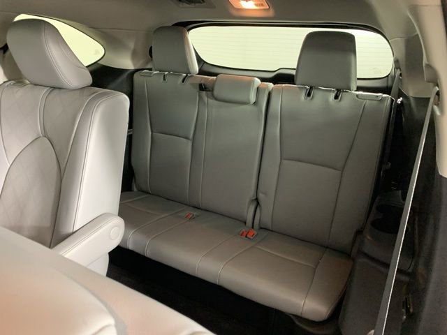 Used 2021 Toyota Highlander Platinum image 37