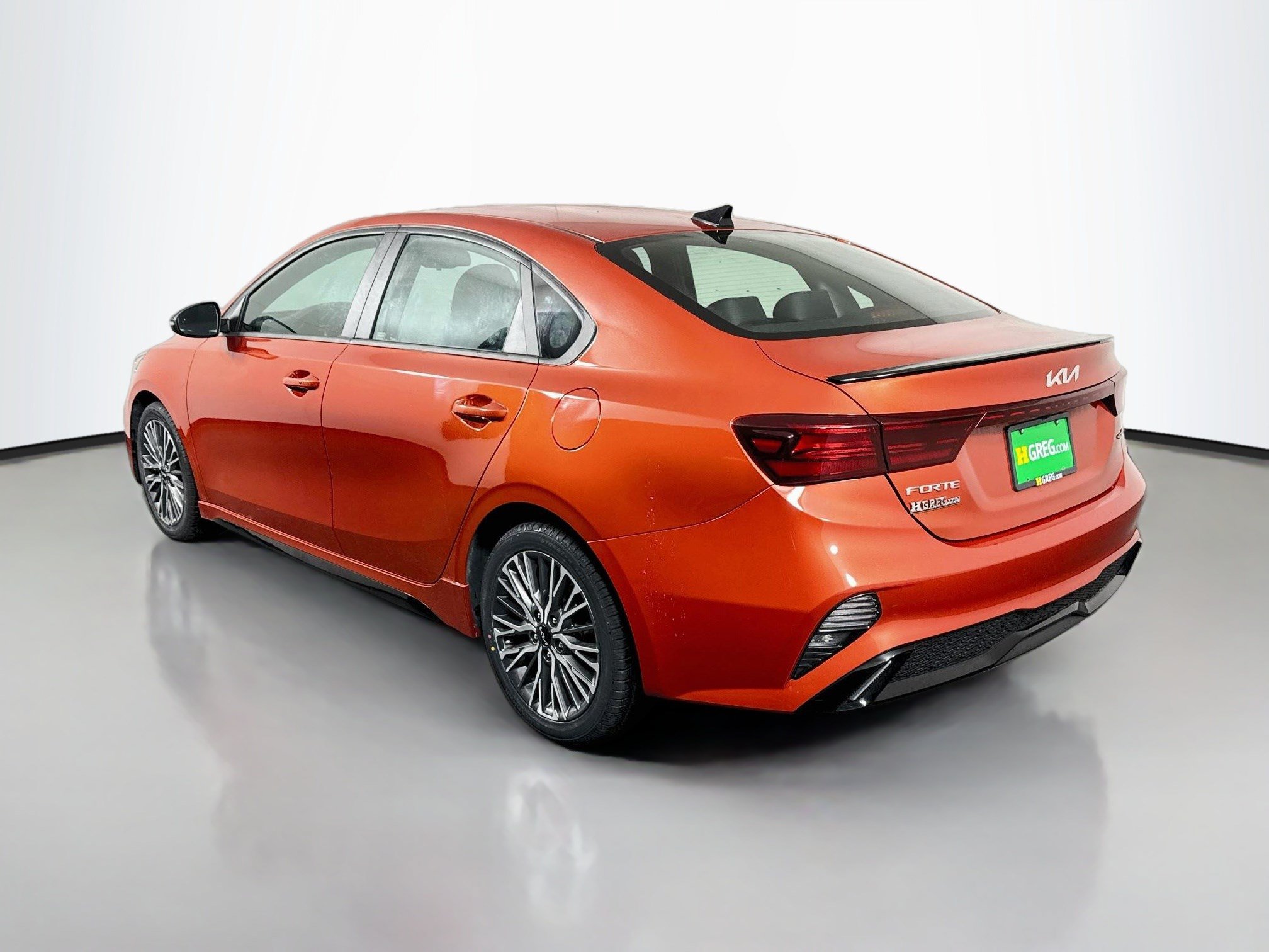 Used 2022 Kia Forte GT-Line w/ GT-Line Technology Package FWD image 7