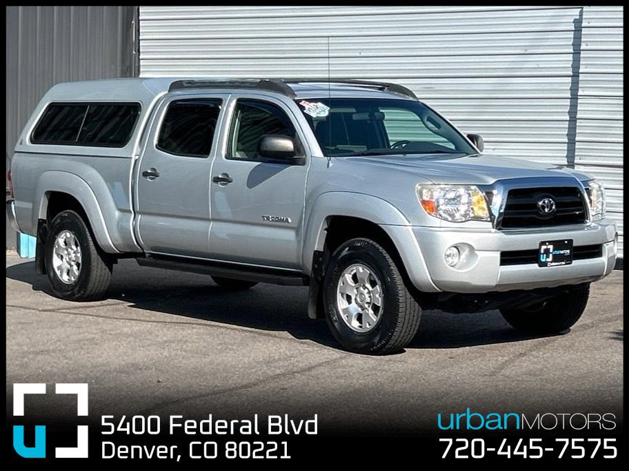 Used 2005 Toyota Tacoma 4x4 Double Cab image 1