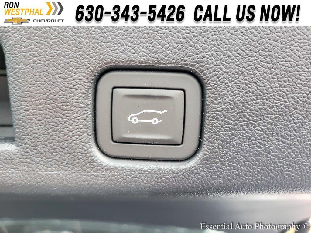 New 2026 Chevrolet Traverse Z71 w/ Driver Confidence Package AWD/4WD image 19