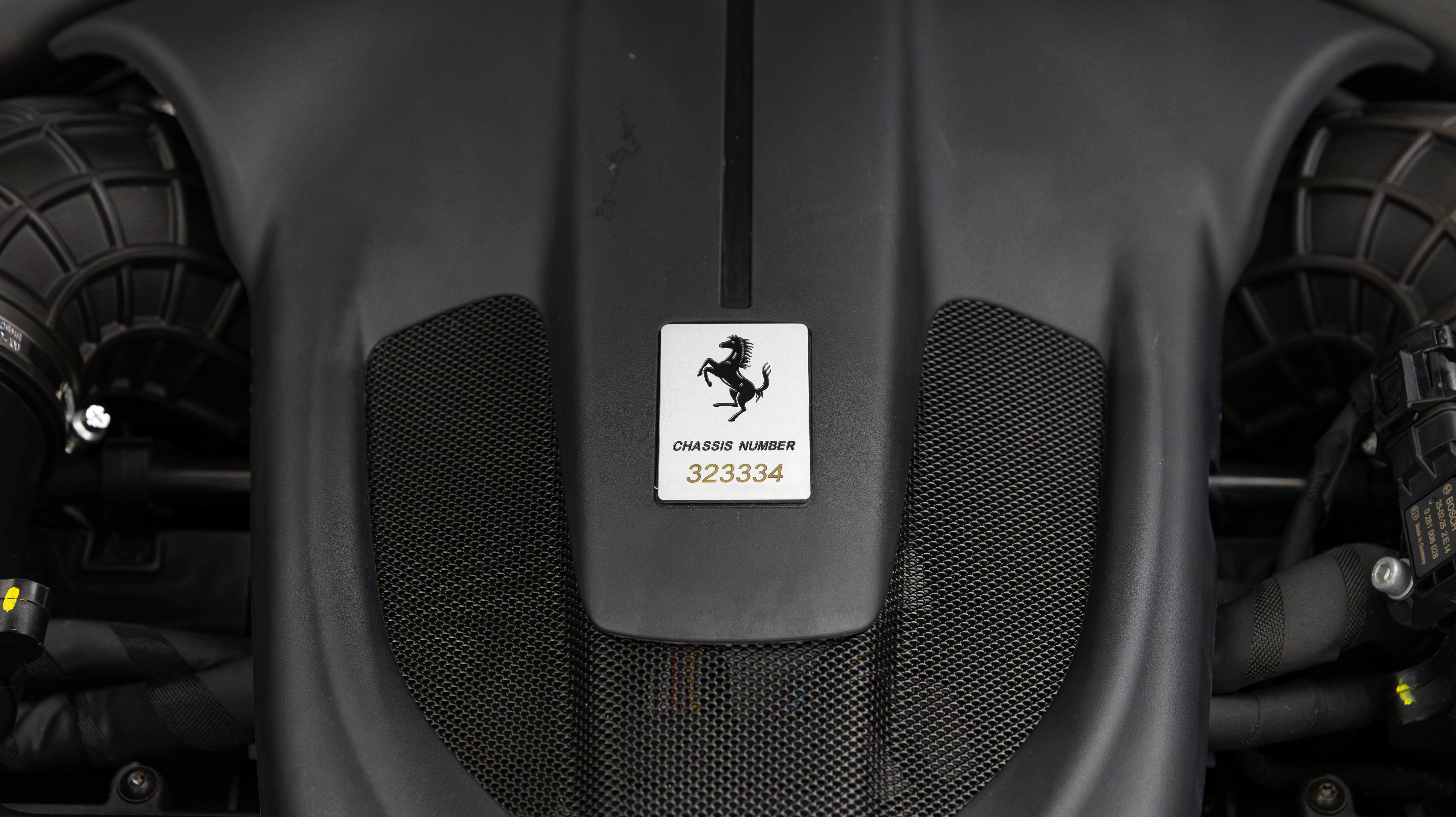 Certified 2025 Ferrari Roma Spider RWD image 40