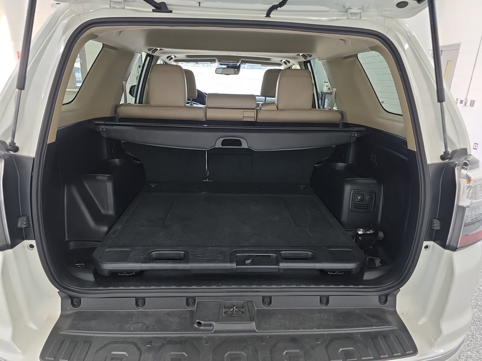 Used 2023 Toyota 4Runner Limited image 14