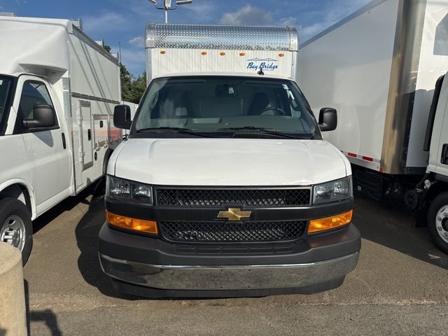 New 2024 Chevrolet Express 3500 w/ Power Convenience Package RWD image 2