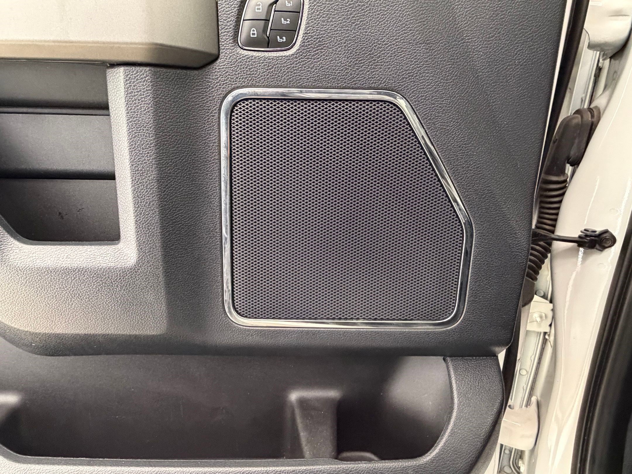 Certified 2022 Ford F450 Platinum w/ FX4 Off-Road Package image 29