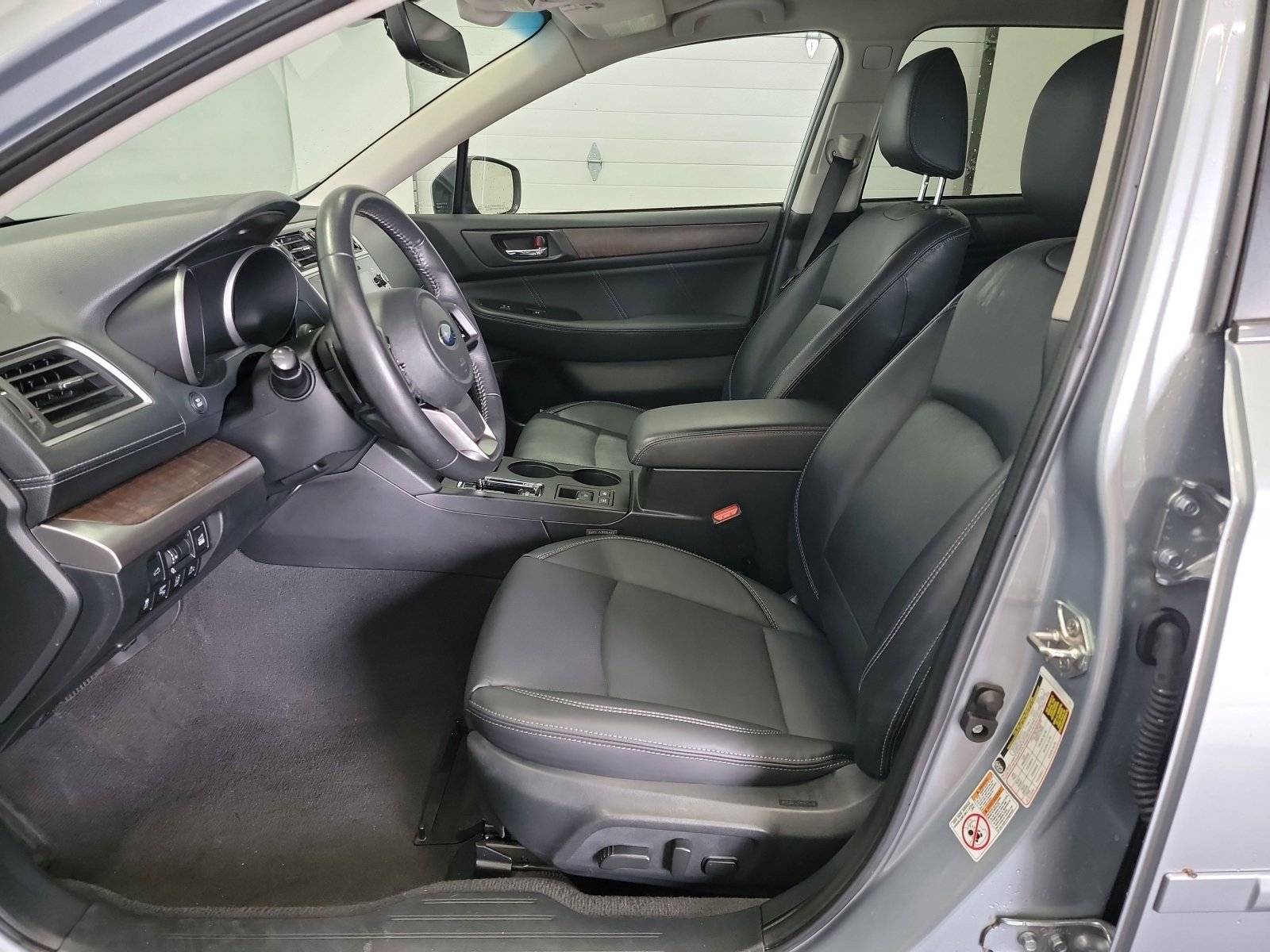 Used 2018 Subaru Outback 2.5i Limited AWD/4WD image 12