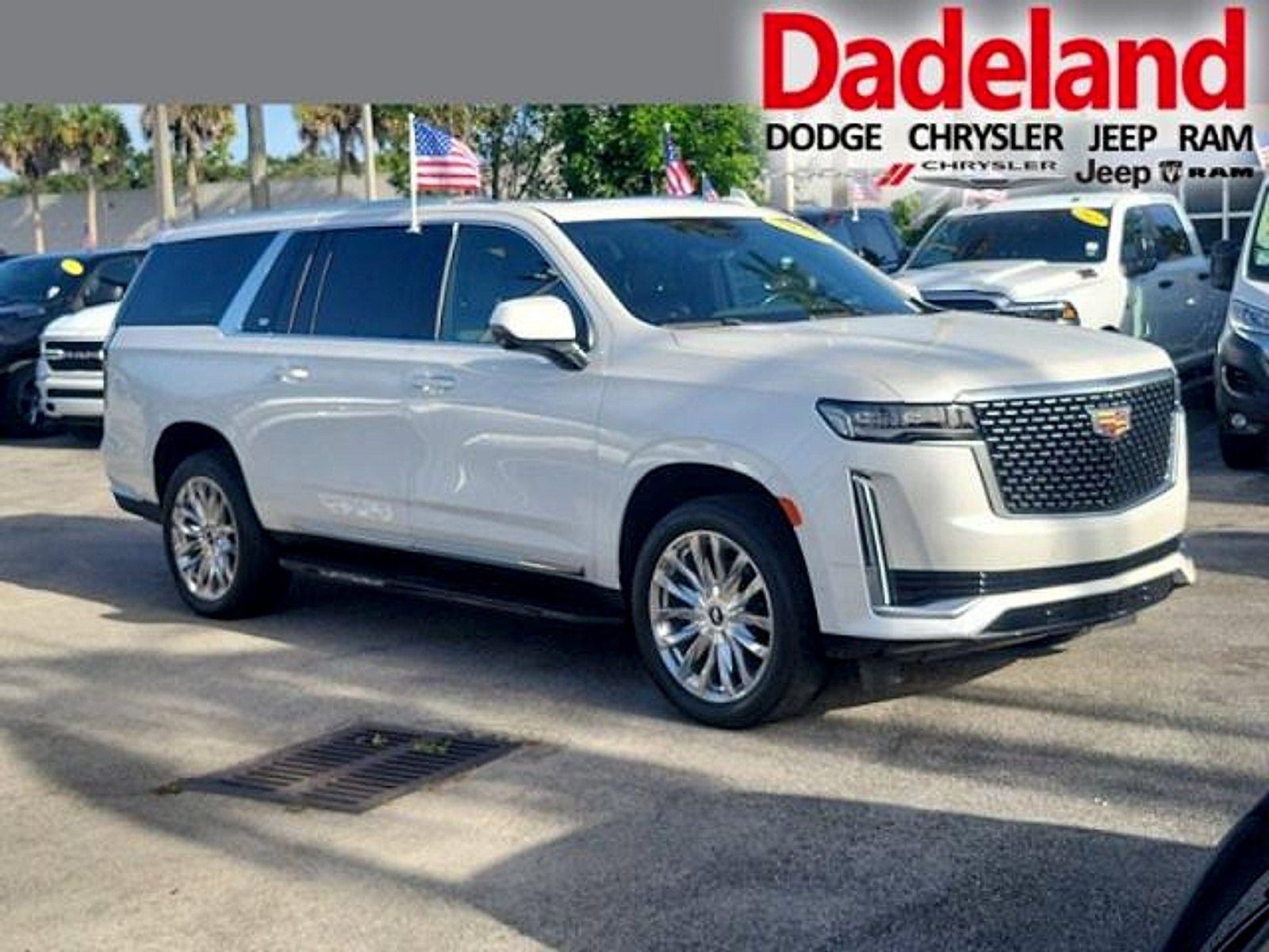 Used 2023 Cadillac Escalade ESV Premium Luxury w/ LPO, Floor Liner Package AWD/4WD image 1