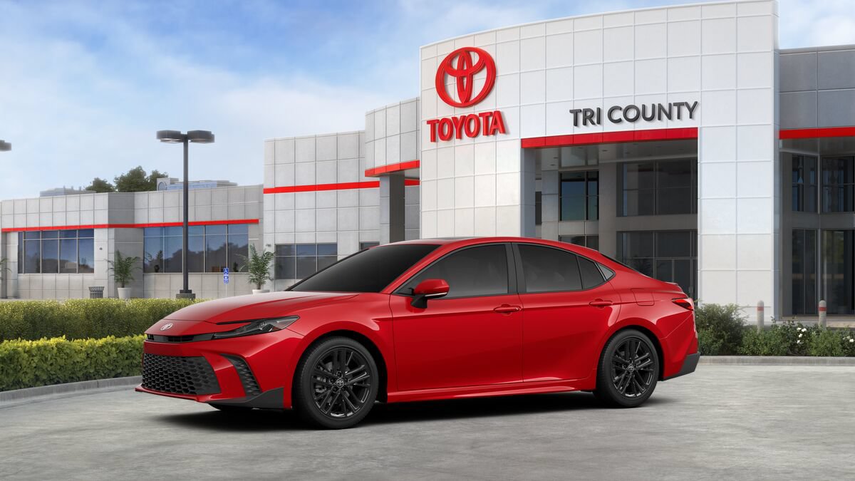 New 2026 Toyota Camry SE FWD image 2