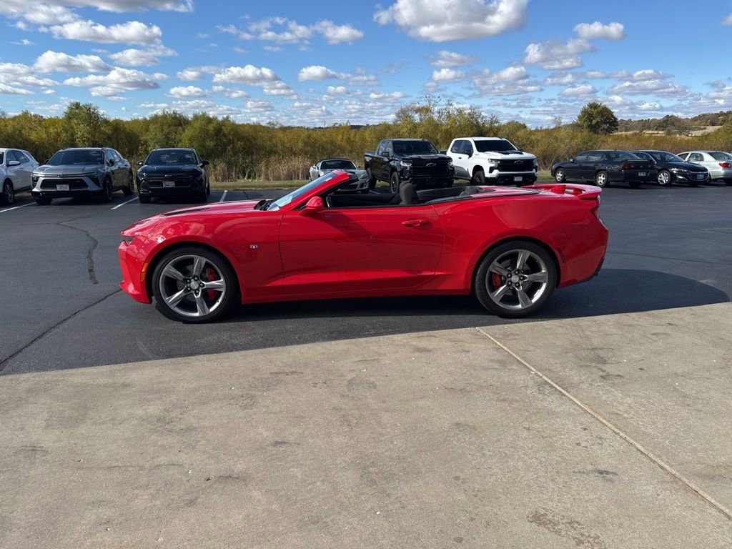 Used 2017 Chevrolet Camaro SS image 14
