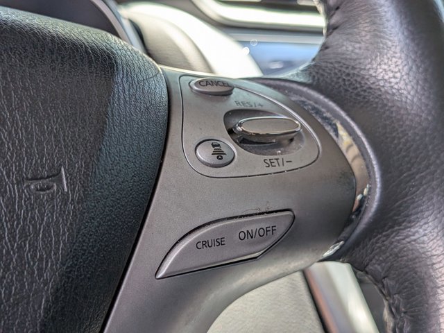 Used 2017 Nissan Murano SL w/ SL Technology Package FWD image 13