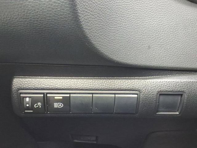 Used 2020 Toyota Corolla XSE image 24