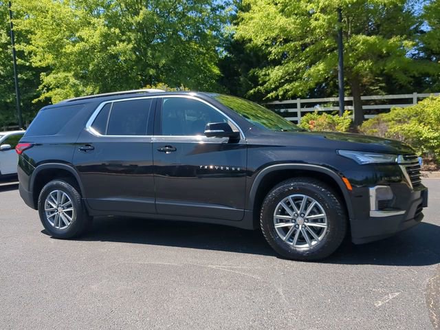 Used 2023 Chevrolet Traverse LT AWD/4WD image 2