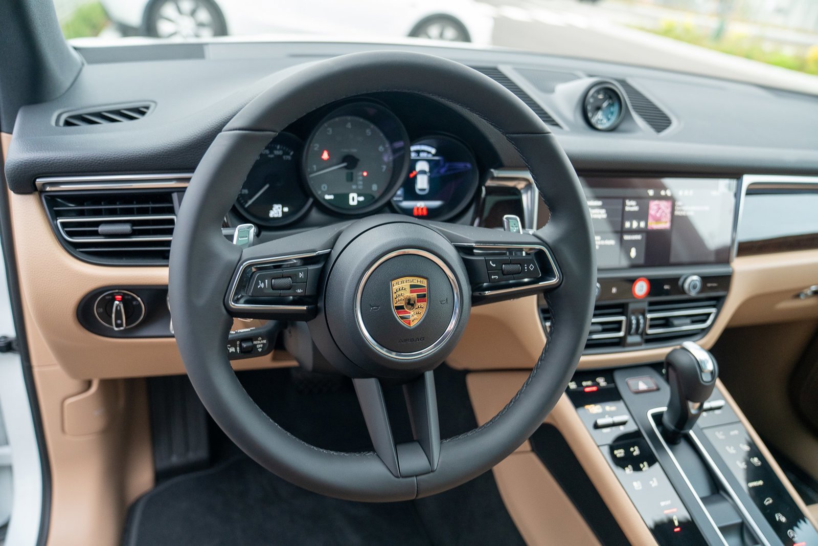 New 2026 Porsche Macan S image 14